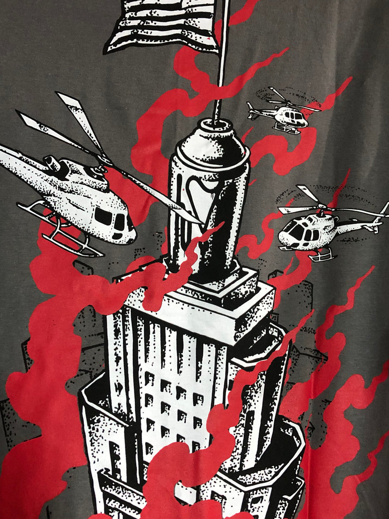 CAMISETA CHRONIC -PREDIO PEGANDO FOGO - CINZA - PLUS SIZE