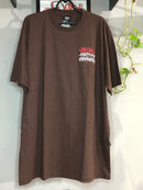 CAMISETA CHRONIC - DIA DE NADA VESPERA DE MUITO  - MARROM