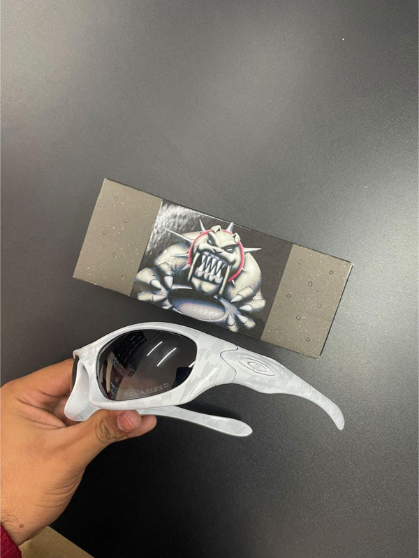 MONSTER DOG CUSTOM - WHITE CAMO