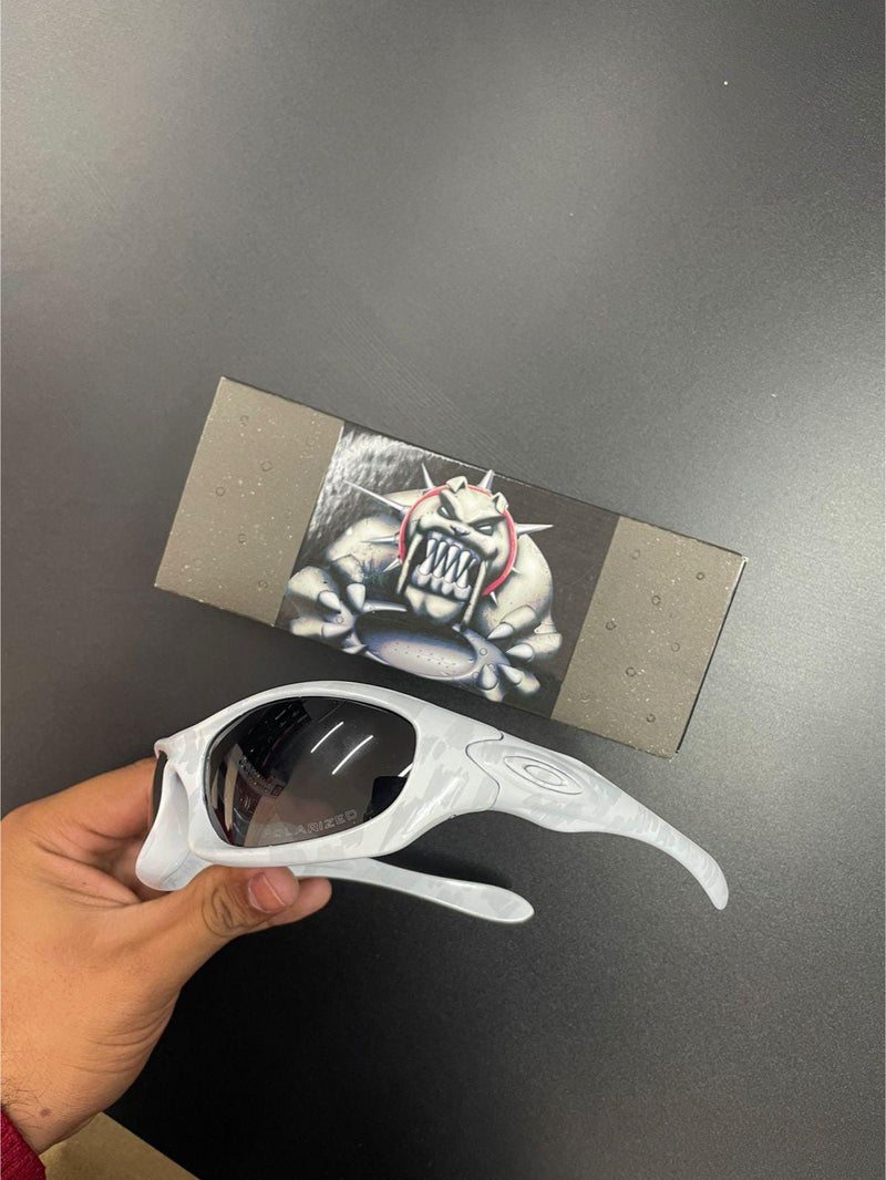 MONSTER DOG CUSTOM - WHITE CAMO