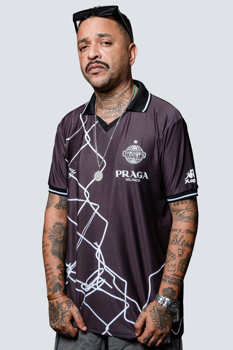 STREETWEAR