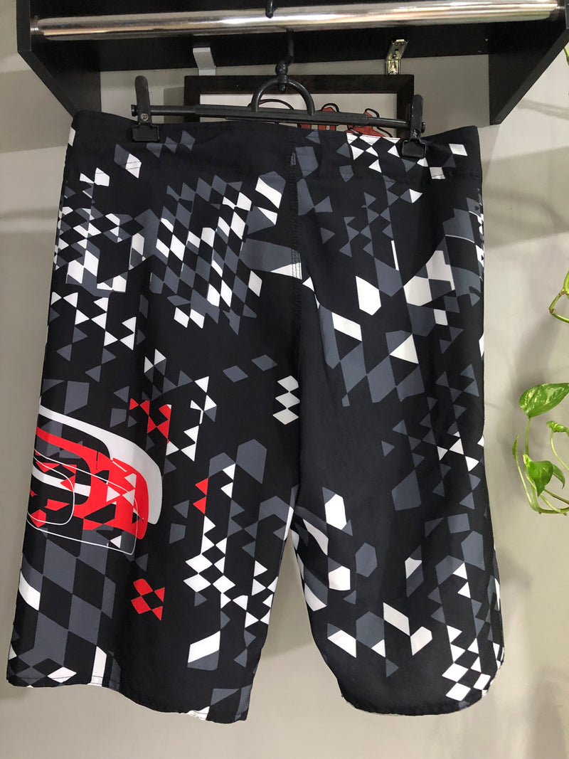 BERMUDA EDITION - PIXELS - PRETA