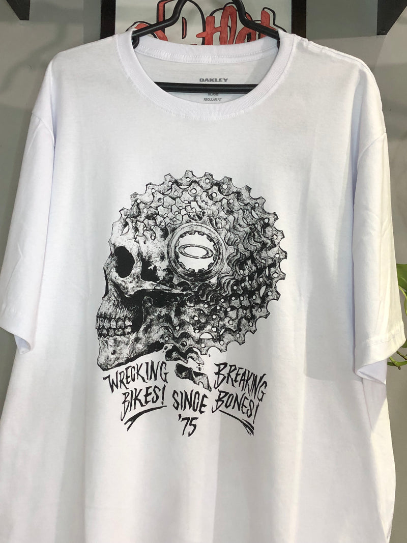 CAMISETA CUSTOM - CRANIO  - BRANCA