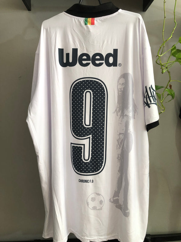 CAMISETA DE TIME CHRONIC - BOB MARLEY - BRANCA  - PLUS SIZE | C/ DETALHE