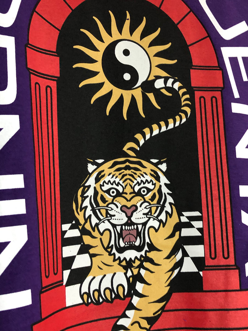 CAMISETA CHRONIC - TIGRE PORTAL - ROXA