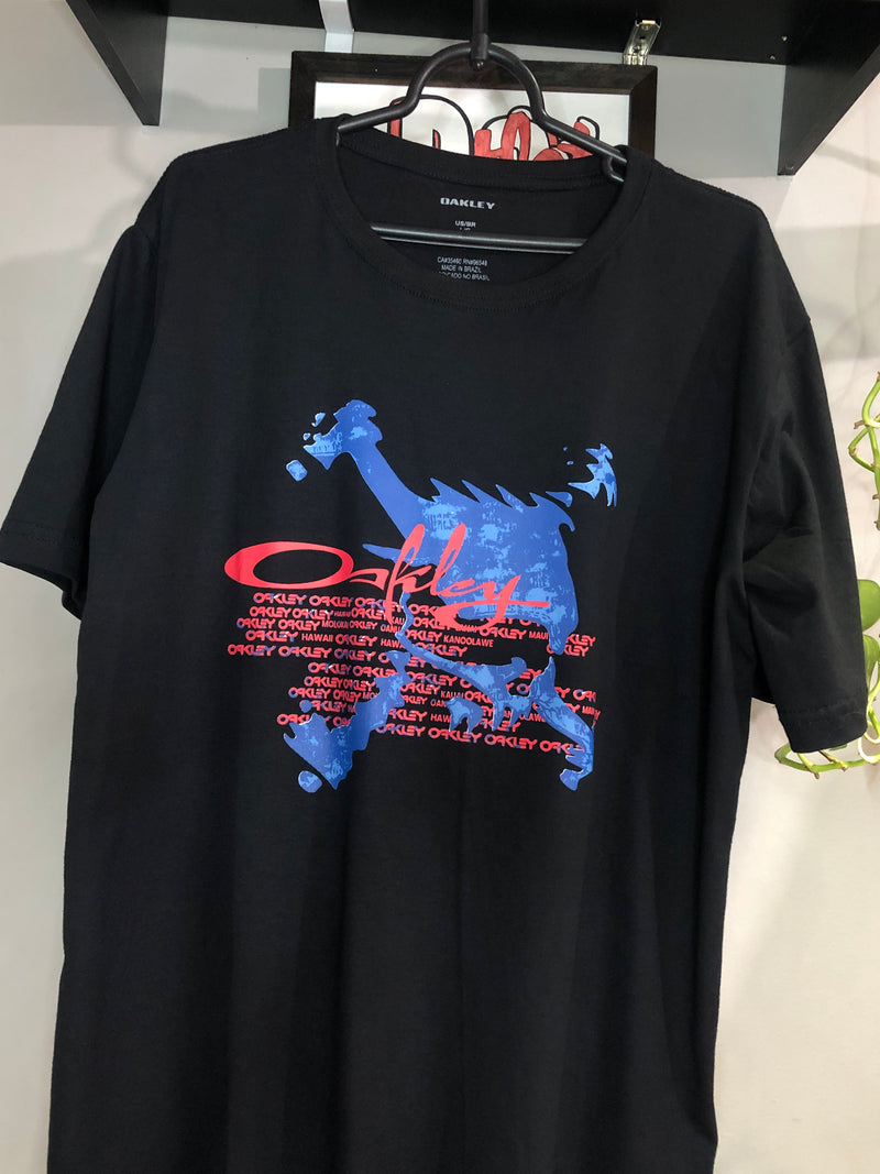 CAMISETA CUSTOM -  SKULL LETREIRO - PRETA