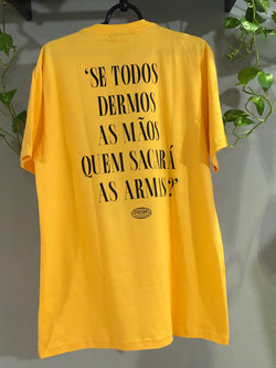 CAMISETA CHRONIC - SE TODOS DERMOS AS MÃOS