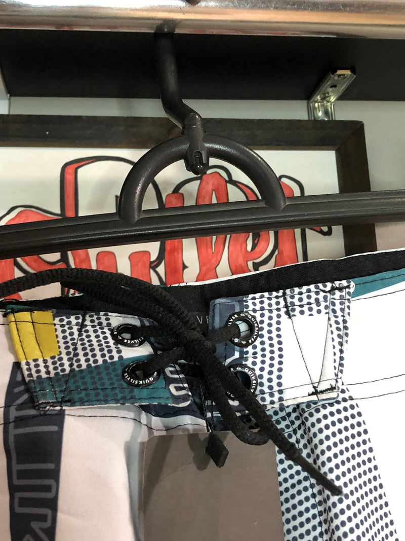 BERMUDA QUIKSILVER EDITION - BRANCA C VERDE