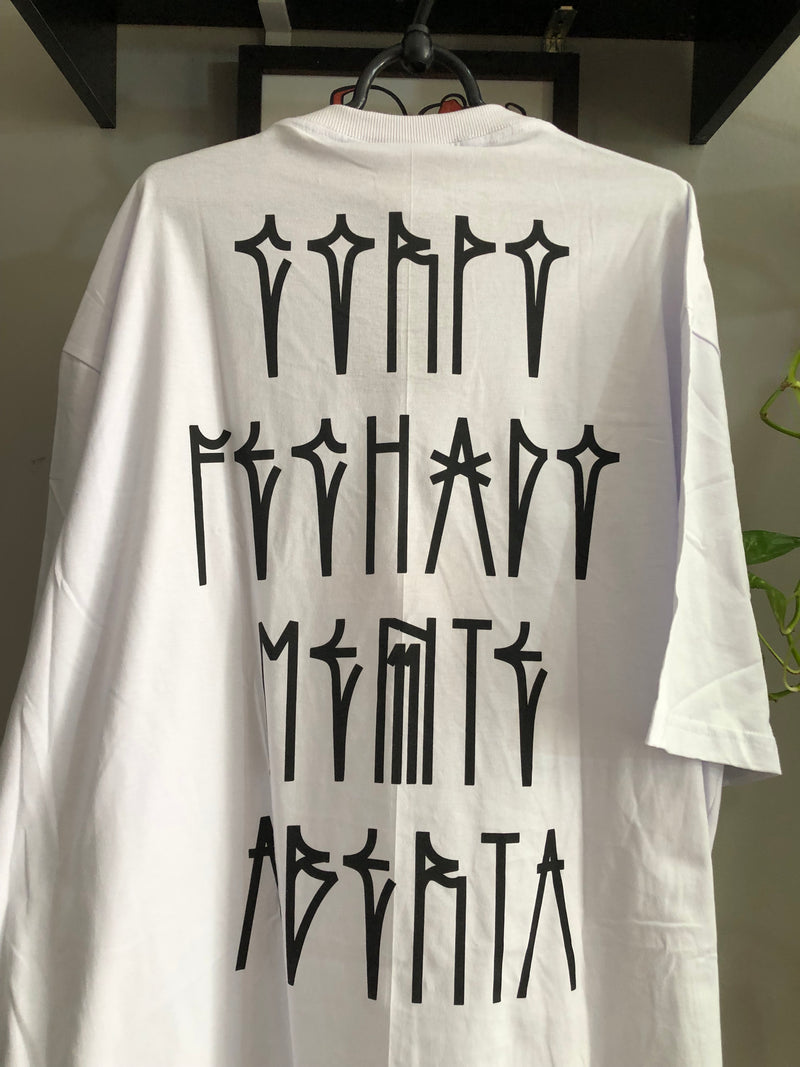 CAMISETA CHRONIC - CORPO FECHADO MENTE ABERTA - BRANCA  - PLUS SIZE
