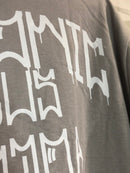 CAMISETA CHRONIC - DEUS PERDOA MAS A RUA COBRA - CINZA