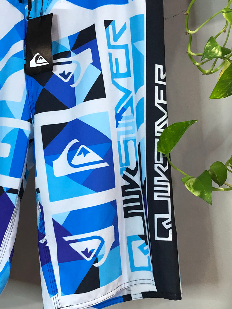 BERMUDA QUIKSILVER EDITION - LETREIRO AZUL