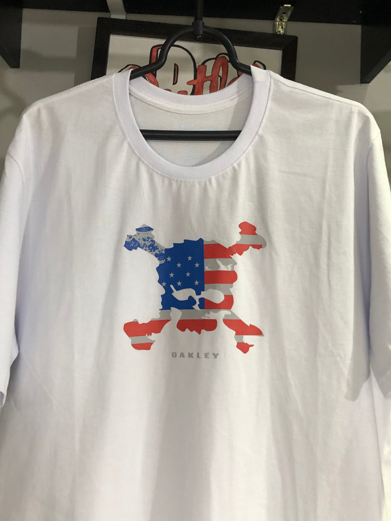 CAMISETA CUSTOM - SKULL EUA - BRANCA