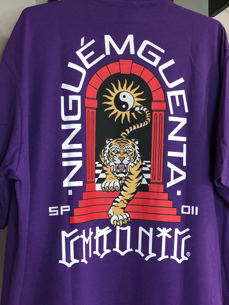 CAMISETA CHRONIC - TIGRE PORTAL - ROXA