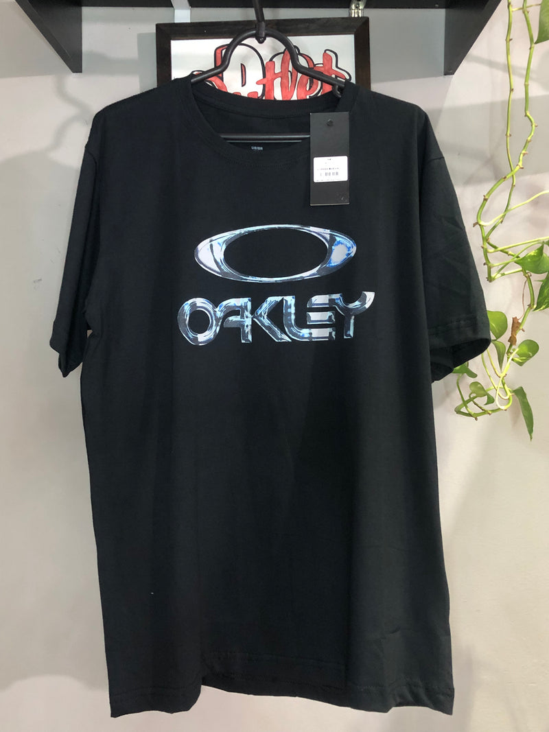 CAMISETA CUSTOM -  ICON LETREIRO AZUL - PRETA