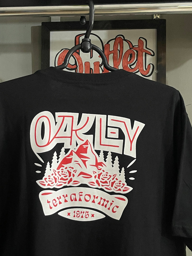 CAMISETA CUSTOM - MONTANHA  - PRETA