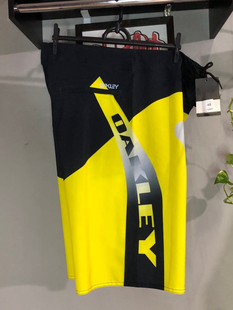 BERMUDA EDITION - LETREIRO AMARELA