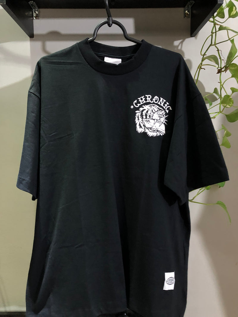 CAMISETA CHRONIC - FOME DE GRANA  - PRETA