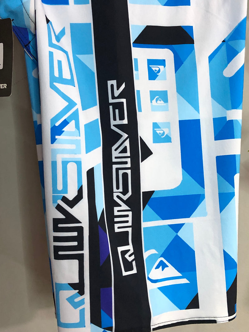 BERMUDA QUIKSILVER EDITION - LETREIRO AZUL