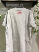 CAMISETA CHRONIC -  O MUNDO É CRUEL MAS NÓS É CRIA - CINZA