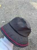 BUCKET CUSTOM - GOLF PRETO C/ VERMELHO