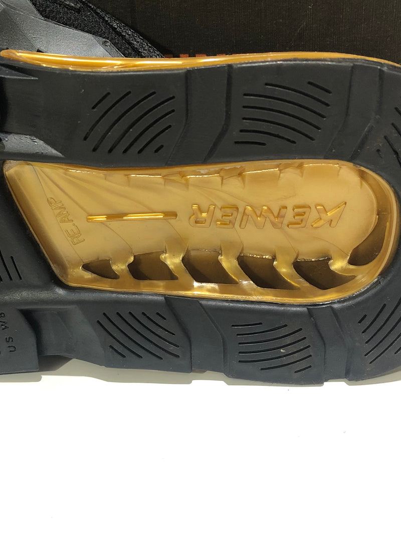 CHINELO KENNER + L7NNON - PRETO c/ DOURADO