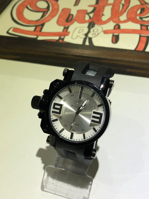 RELÓGIO CUSTOM - QUARTZ