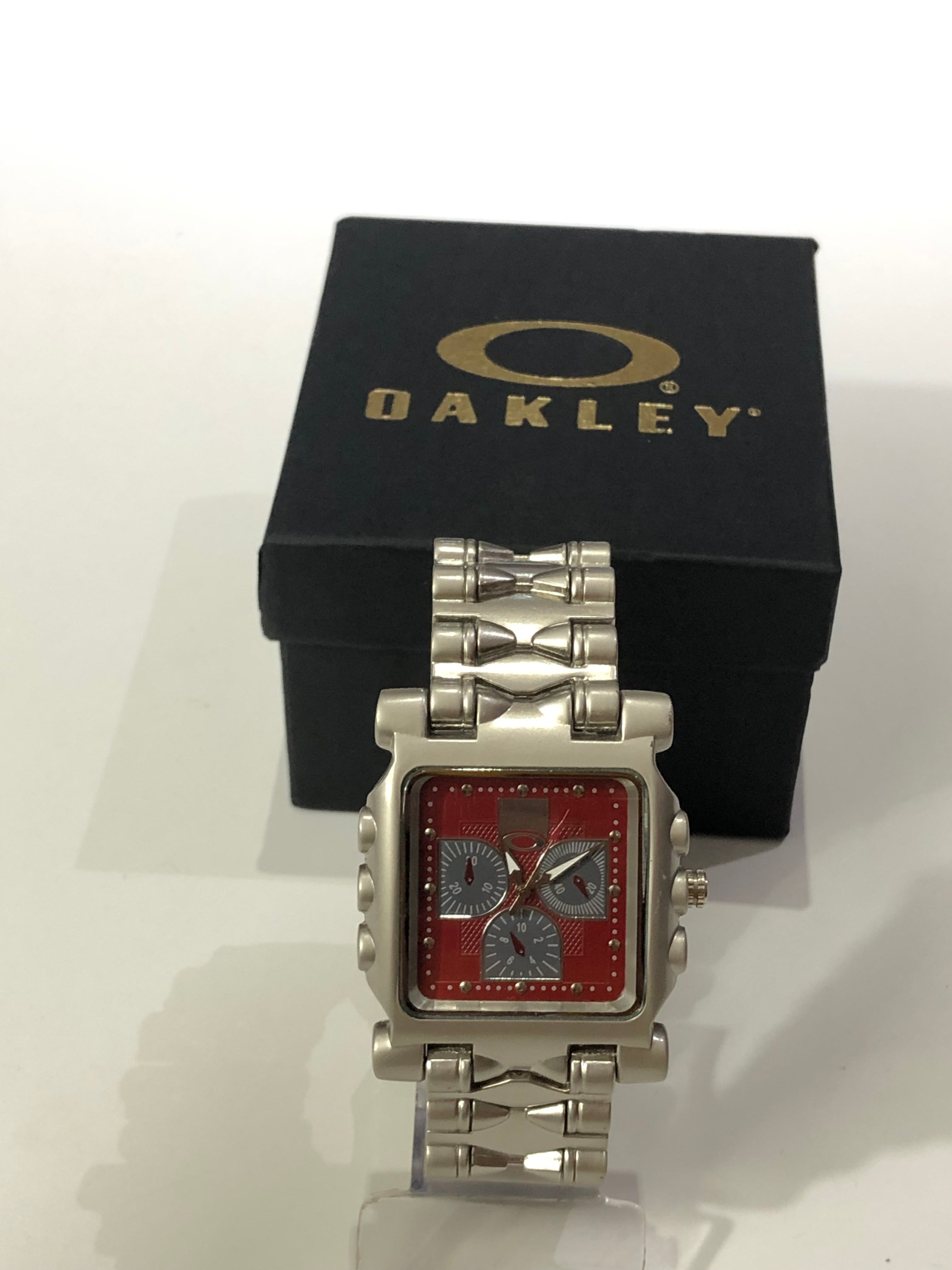 Relógio Oakley Minute Machine - Vermelho – OutletR8
