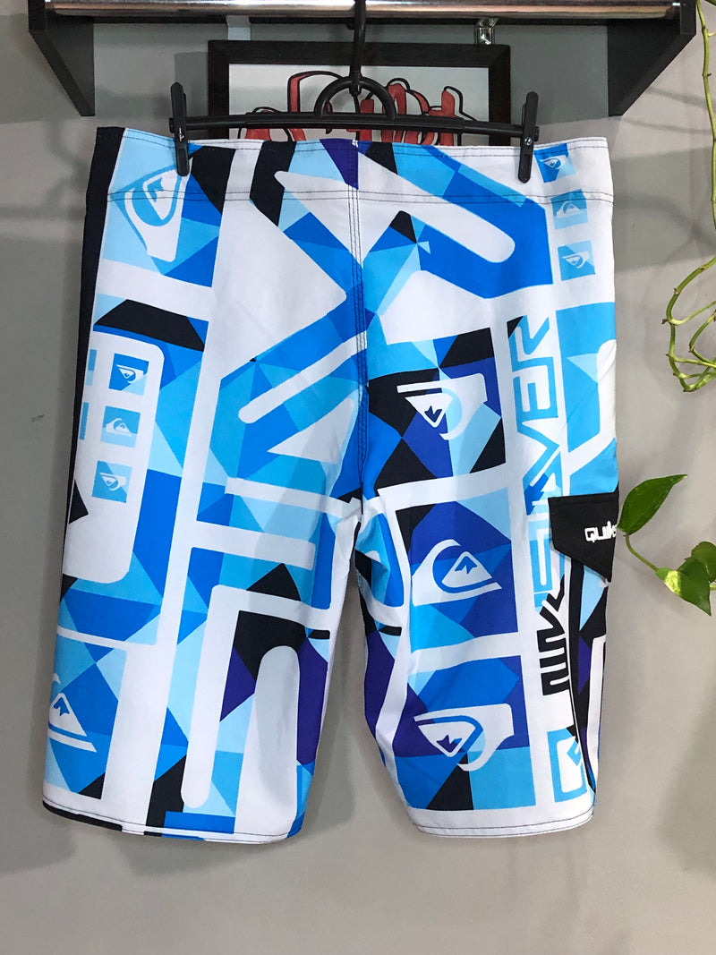 BERMUDA QUIKSILVER EDITION - LETREIRO AZUL