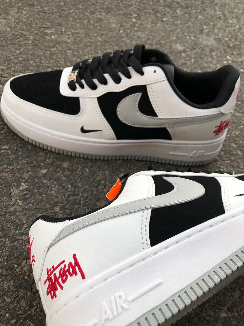 TÊNIS NIKE AIR FORCE x STUSSY