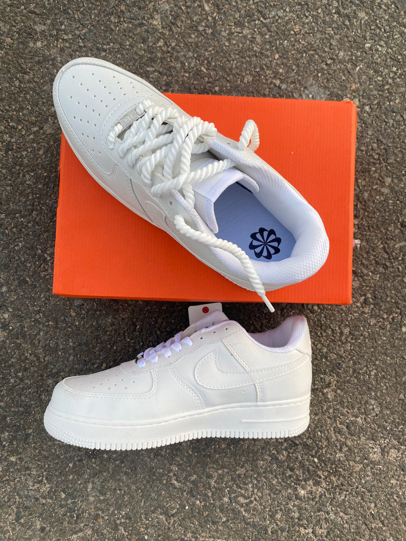 TÊNIS NIKE AIR FORCE 1 - BRANCO