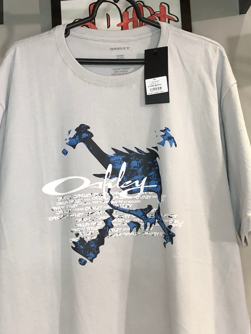 CAMISETA CUSTOM - SKULL LETREIRO - CINZA