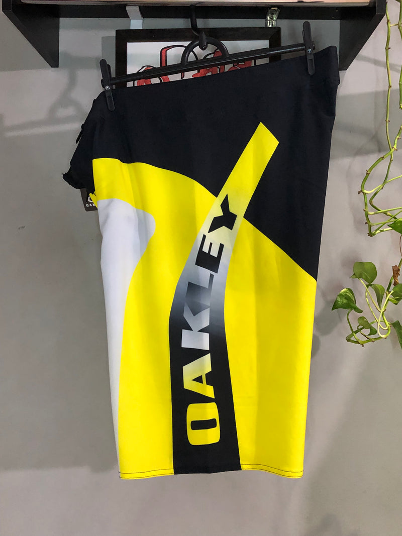 BERMUDA EDITION - LETREIRO AMARELA