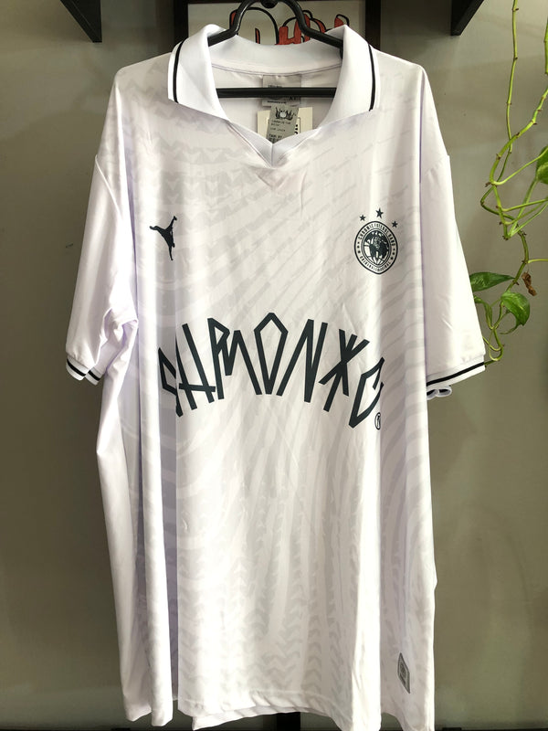 CAMISETA DE TIME CHRONIC - LIVRAI-ME - BRANCA - PLUS SIZE