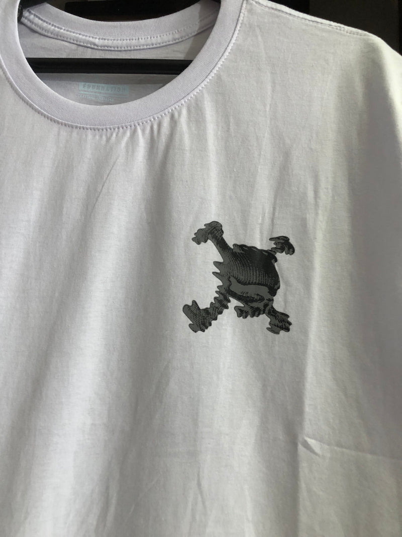 CAMISETA CUSTOM - SKULL 3D - BRANCA