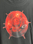 CAMISETA  CUSTOM - BOMB ORNAMENT - PRETA