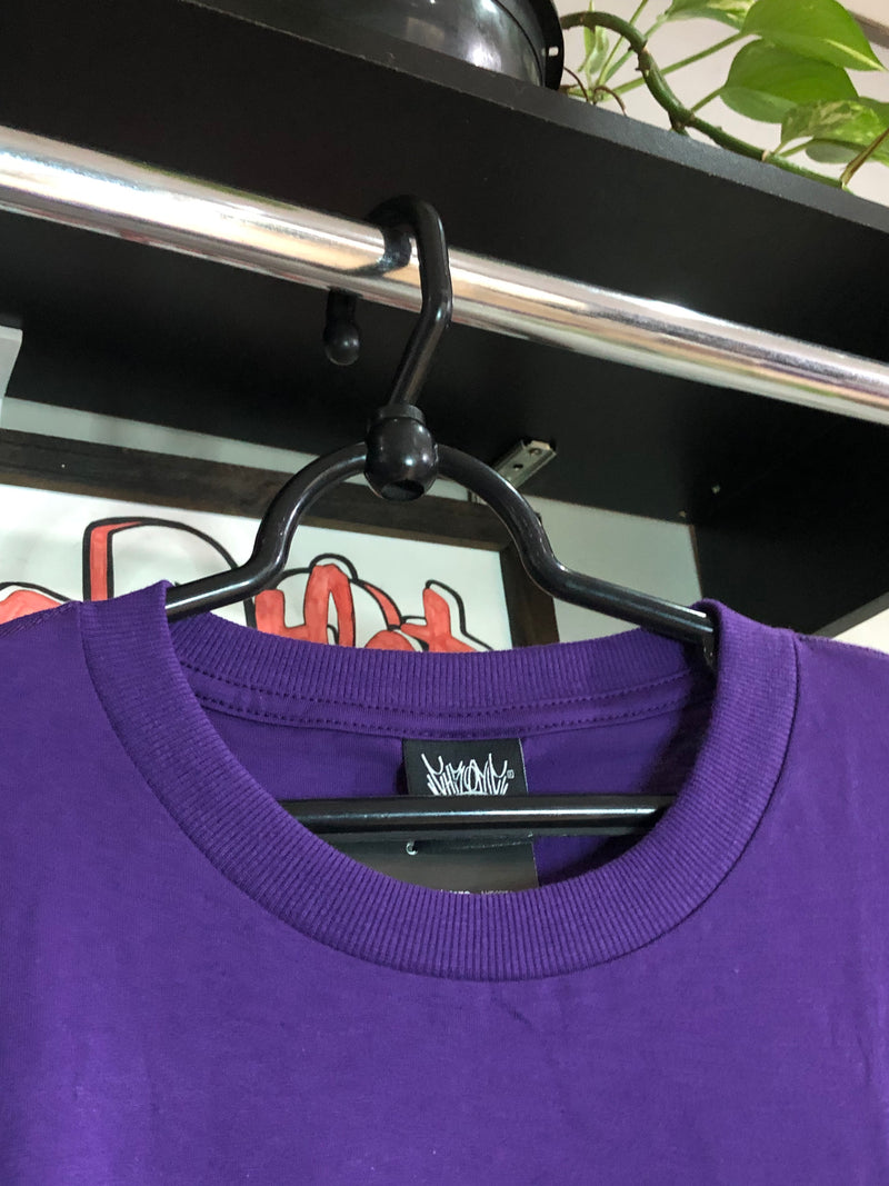 CAMISETA CHRONIC - NÃO GANHE O MUNDO E PERCA SUA ALMA - ROXA