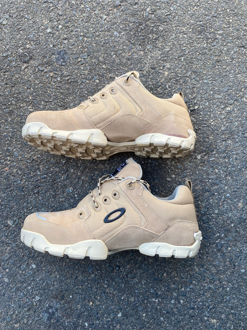 TÊNIS HALFTRACK LOW || - BEGE