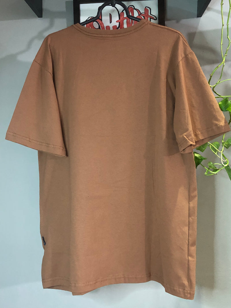 CAMISETA CUSTOM -CRANIO - MARROM